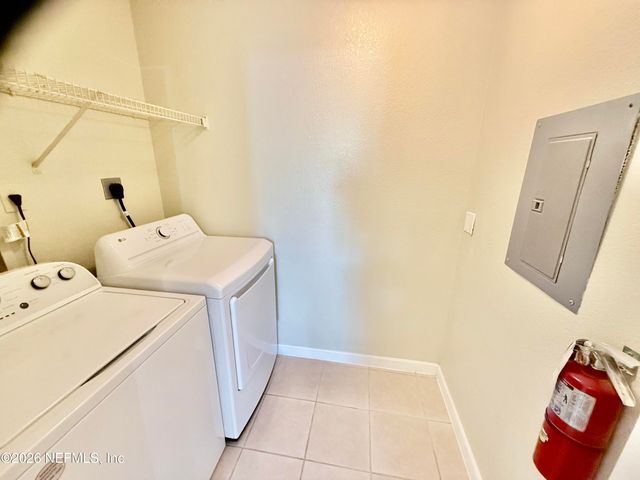 8550 TOUCHTON Road 926, Jacksonville, FL 32216