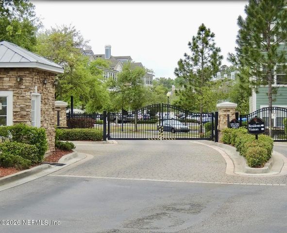 8550 TOUCHTON Road 926, Jacksonville, FL 32216