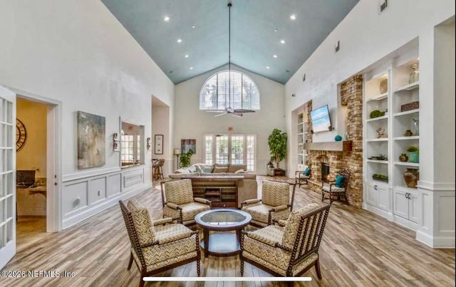 8550 TOUCHTON Road 926, Jacksonville, FL 32216