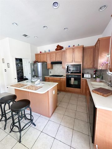 2121 Settlers Park LOOP, Round Rock, TX 78665