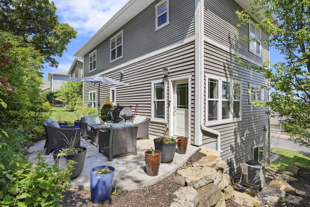 6643 S Chickahauk Trail, Middleton, WI 53562