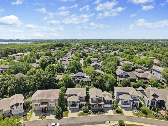 6643 S Chickahauk Trail, Middleton, WI 53562