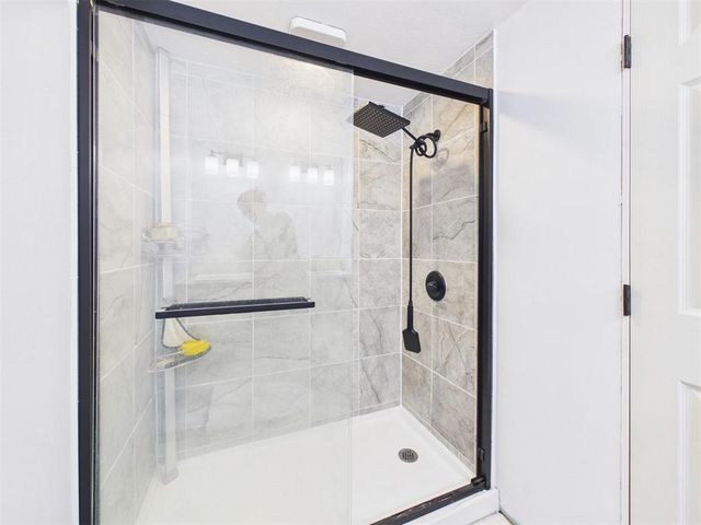 11130 Stratford Drive 325, Oklahoma City, OK 73120