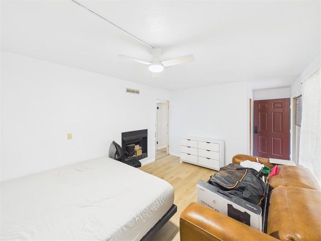 11130 Stratford Drive 325, Oklahoma City, OK 73120