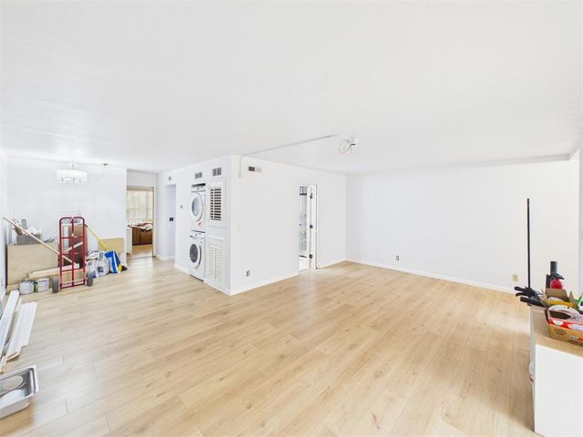 11130 Stratford Drive 325, Oklahoma City, OK 73120