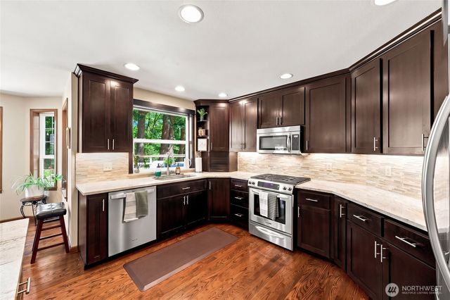 19917 Church Lake Rd E, Bonney Lake, WA 98391