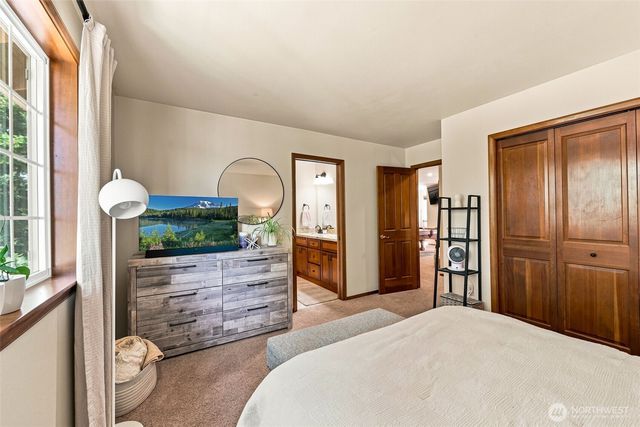 19917 Church Lake Rd E, Bonney Lake, WA 98391