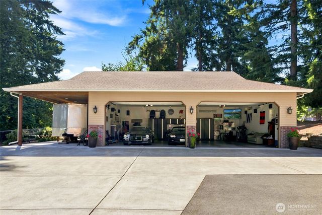 19917 Church Lake Rd E, Bonney Lake, WA 98391