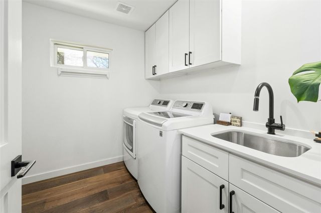 1000 Redbud TRL, West Lake Hills, TX 78746