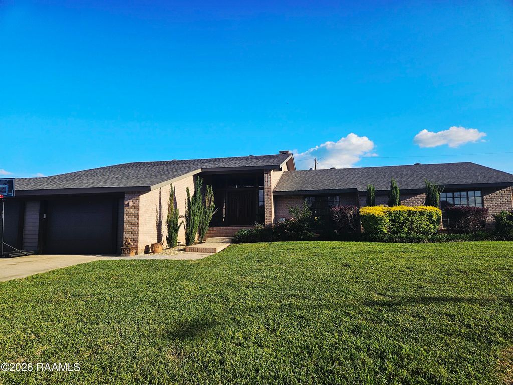 1704 Lawrence Street, Opelousas, LA 70570
