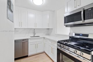 6902 N Kendall Dr E403, Pinecrest, FL 33156