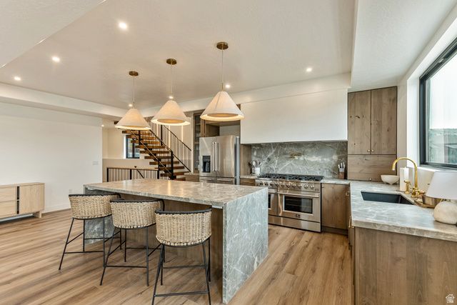 681 N LOCHWOOD DR, Garden City, UT 84028