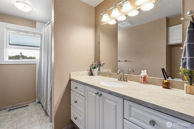 3312 N Baltimore Street, Tacoma, WA 98407