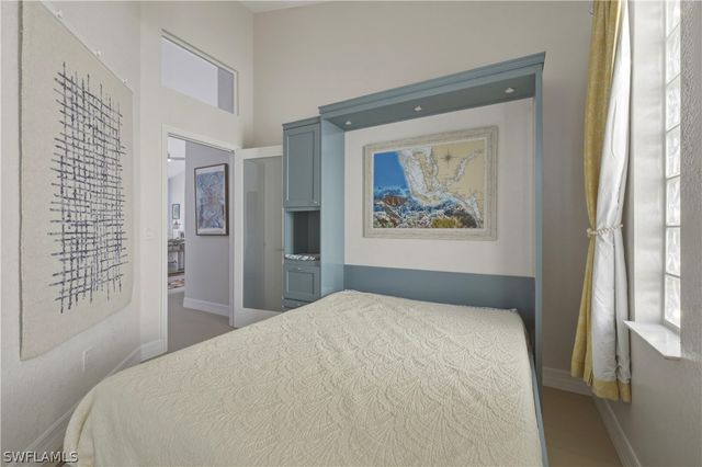 9515 Mariners Cove LN, Fort Myers, FL 33919