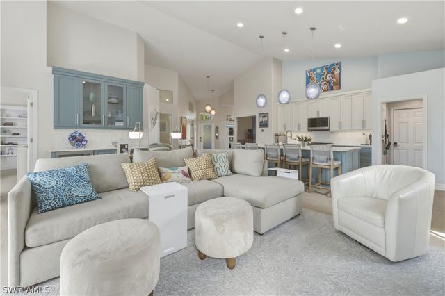 9515 Mariners Cove LN, Fort Myers, FL 33919