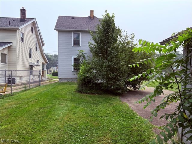 76 S Schenley Avenue, Youngstown, OH 44509