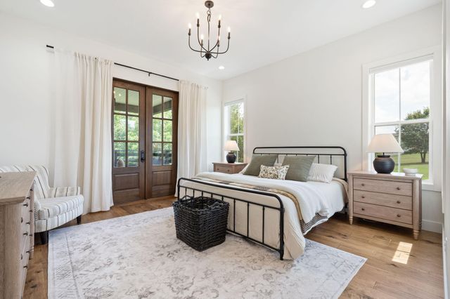 893 Hidden Springs Lane, Reeds Spring, MO 65737