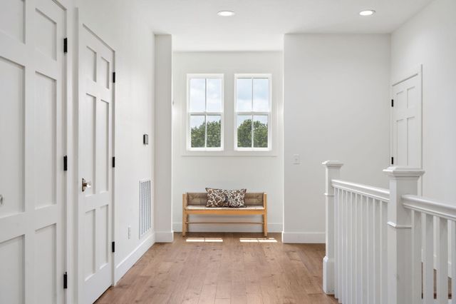 893 Hidden Springs Lane, Reeds Spring, MO 65737