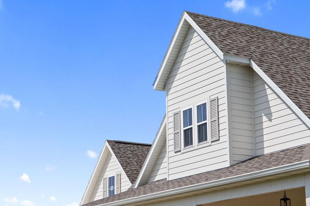 893 Hidden Springs Lane, Reeds Spring, MO 65737