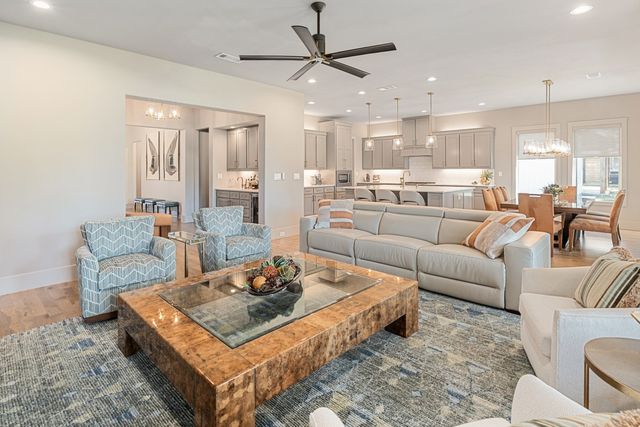 219 Saint Andrews Drive, Mabank, TX 75156