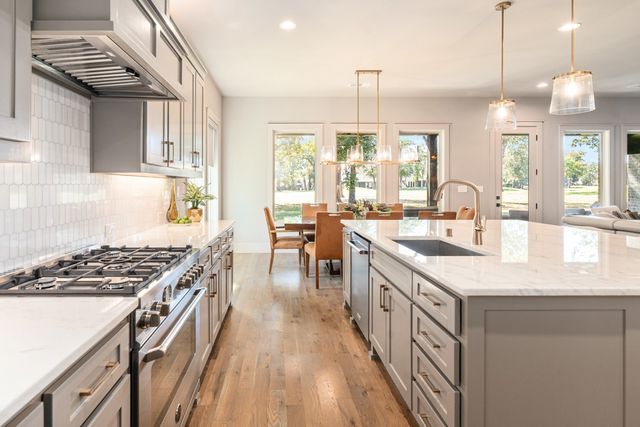 219 Saint Andrews Drive, Mabank, TX 75156