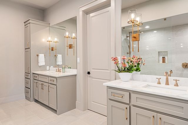 219 Saint Andrews Drive, Mabank, TX 75156