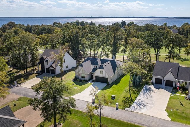 219 Saint Andrews Drive, Mabank, TX 75156