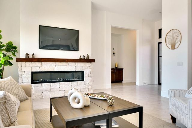 111 Quail Covey Ct, Copperopolis, CA 95228