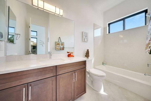 111 Quail Covey Ct, Copperopolis, CA 95228