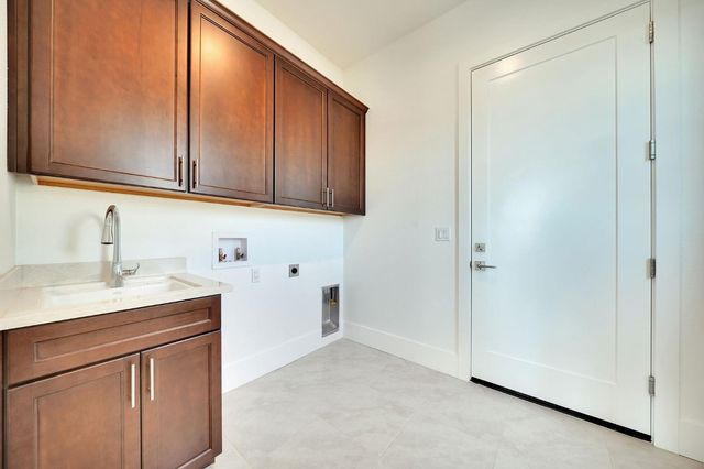 111 Quail Covey Ct, Copperopolis, CA 95228