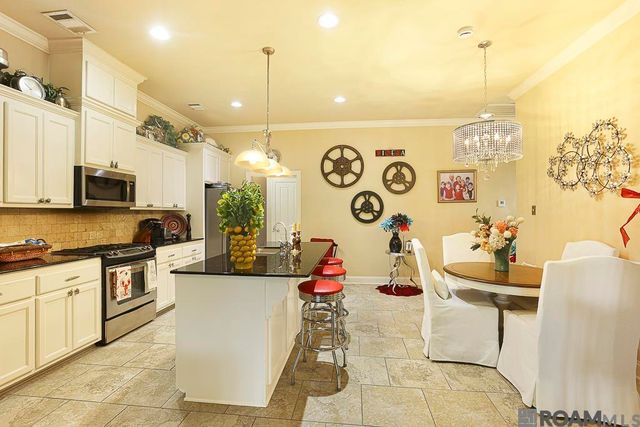 18008 Willow Trail Dr, Baton Rouge, LA 70817