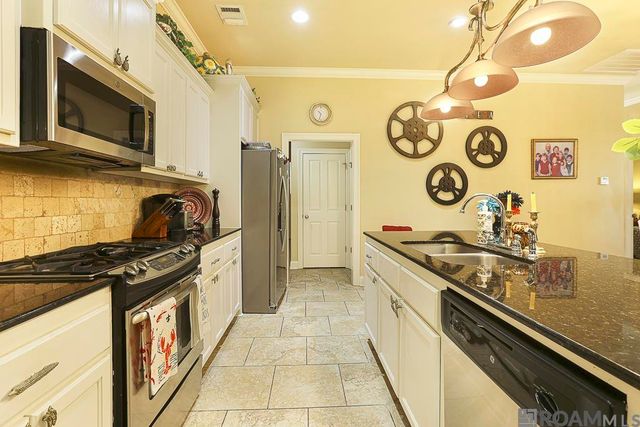 18008 Willow Trail Dr, Baton Rouge, LA 70817