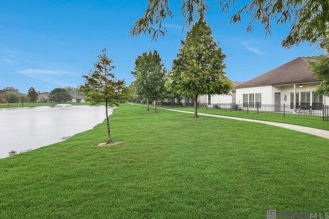 18008 Willow Trail Dr, Baton Rouge, LA 70817