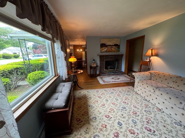 50 Baltic Ave, Brockton, MA 02302