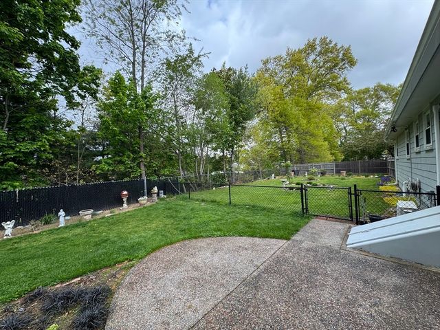 50 Baltic Ave, Brockton, MA 02302