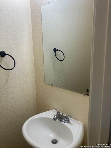 6335 Melanzane # 1, San Antonio, TX 78233