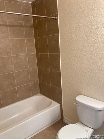 6335 Melanzane # 1, San Antonio, TX 78233