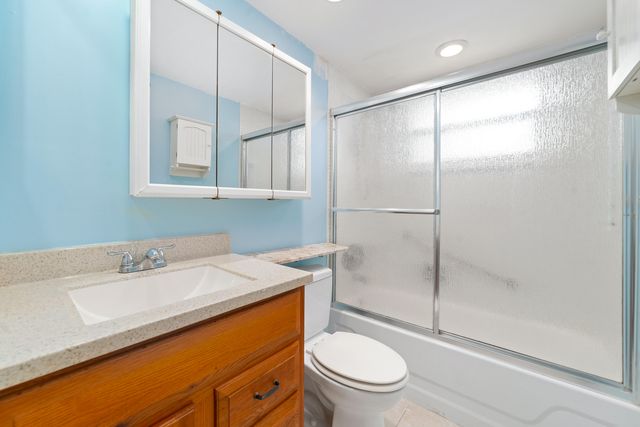 560 Brittany L, Delray Beach, FL 33446