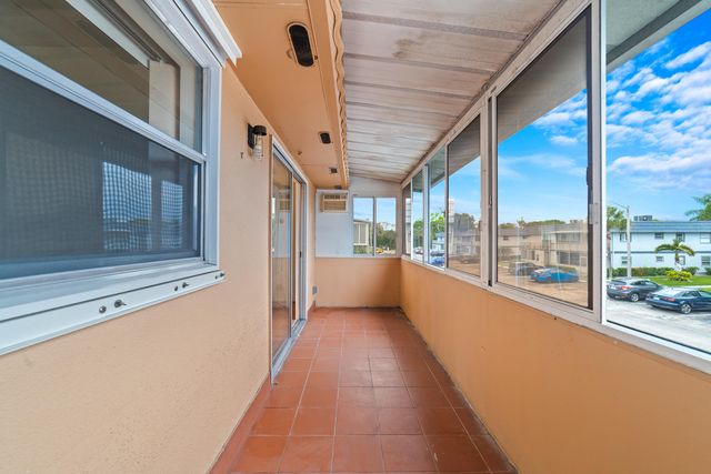 560 Brittany L, Delray Beach, FL 33446