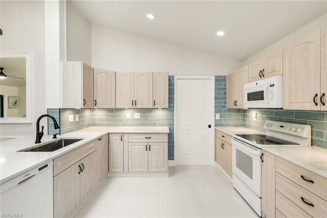 12801 Maiden Cane LN, Bonita Springs, FL 34135