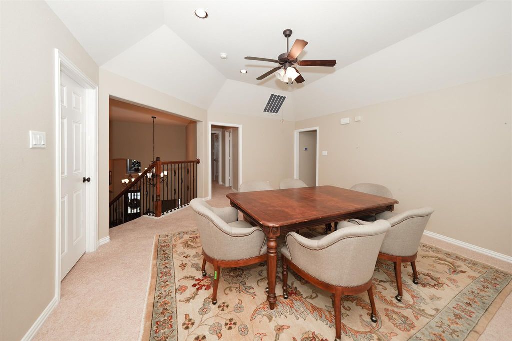 Image 28 of property listing at 27827 Walsh Crossing Drive, Katy, TX 77494