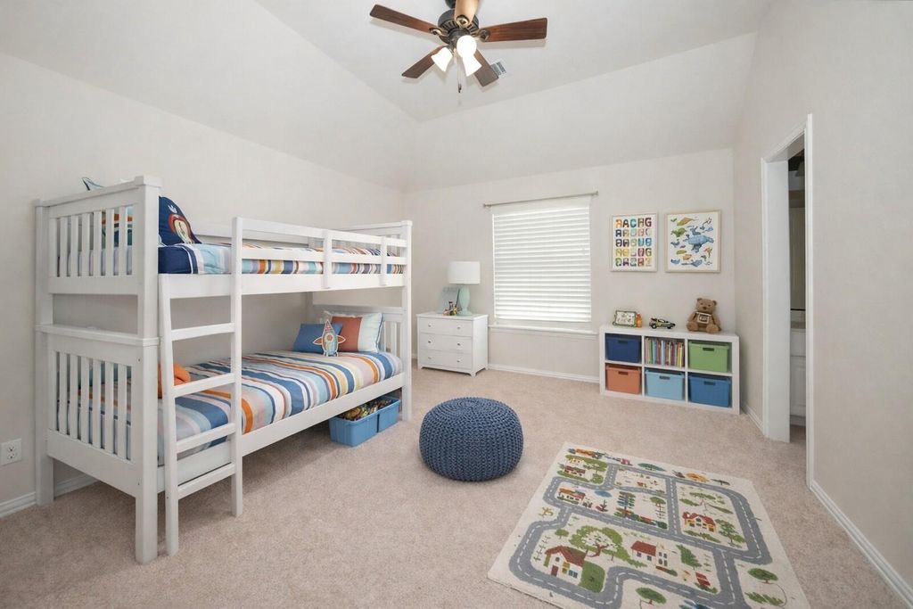 Image 39 of property listing at 27827 Walsh Crossing Drive, Katy, TX 77494