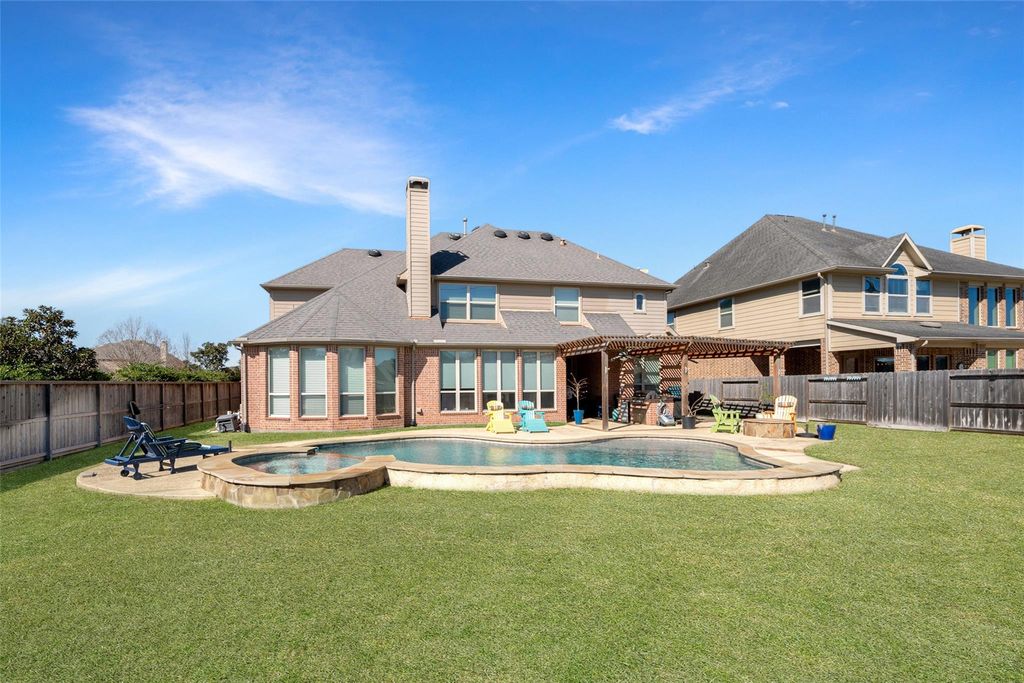 Image 44 of property listing at 27827 Walsh Crossing Drive, Katy, TX 77494