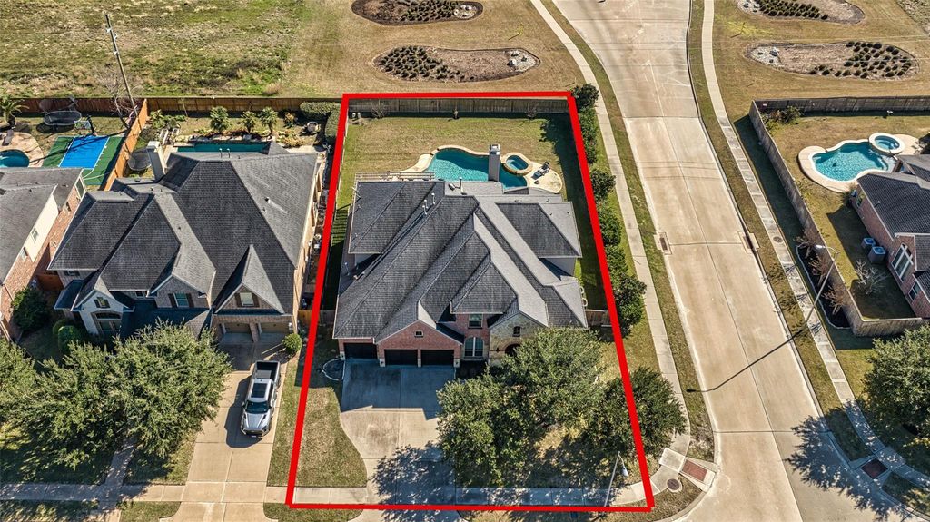Image 46 of property listing at 27827 Walsh Crossing Drive, Katy, TX 77494
