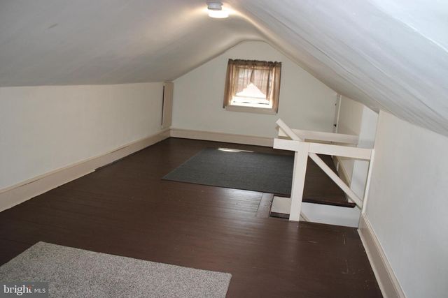 517 W RACE ST W ST W, Millville, NJ 08332