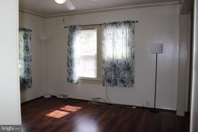 517 W RACE ST W ST W, Millville, NJ 08332