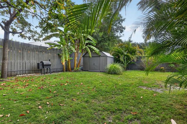 1871 SW 23rd St, Miami, FL 33145
