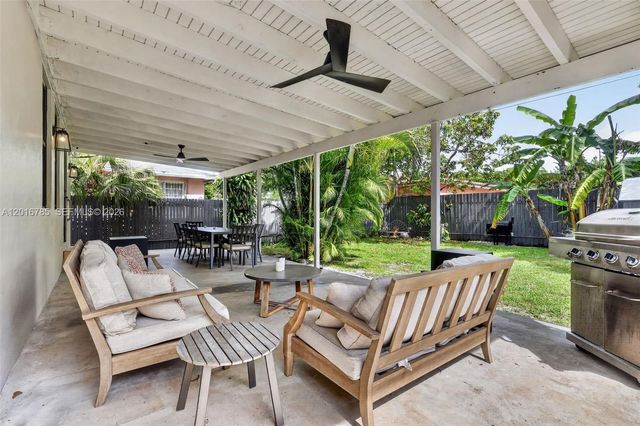 1871 SW 23rd St, Miami, FL 33145