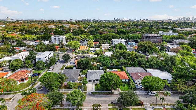 1871 SW 23rd St, Miami, FL 33145
