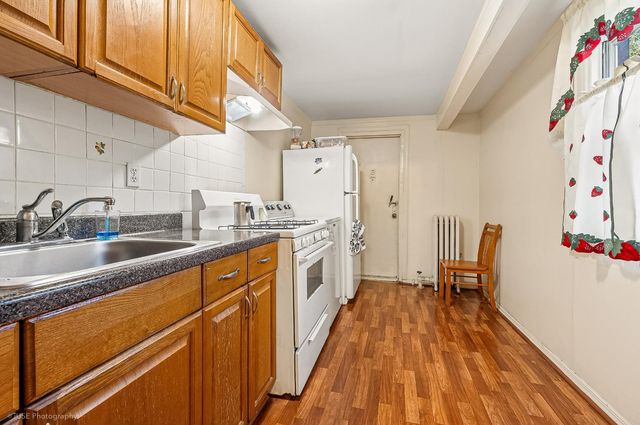 35 Melrose Street, New York City, NY 11206
